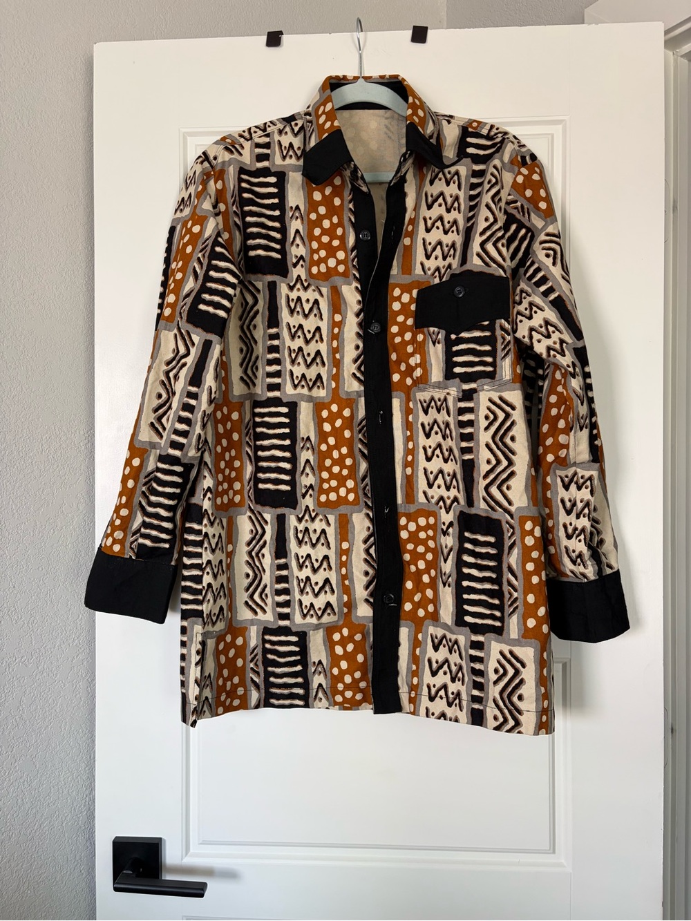Abstract Print Button-Up Tunic Jacket in Brown & Black